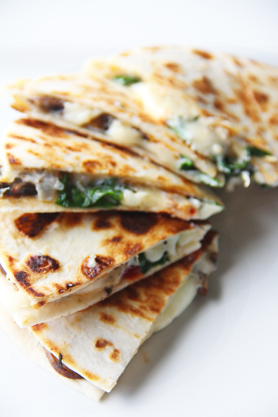 spinach cheese quesadilla vertical