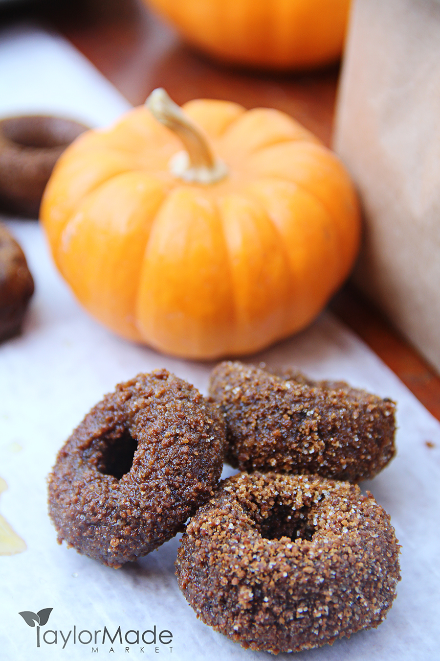 Baked Pumpkin Maple Doughnuts or donut holes – Vegan