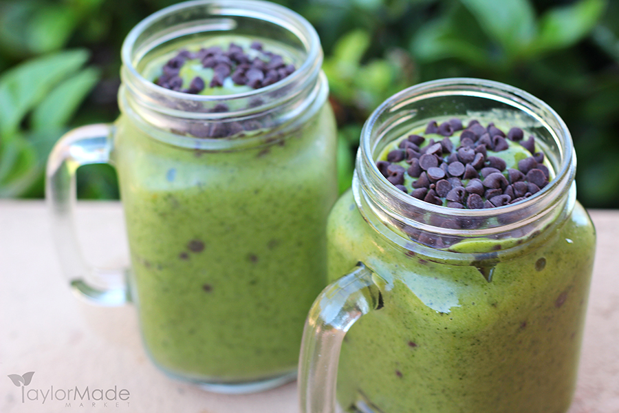 Mint Chocolate Chip Smoothie and Ice Cream